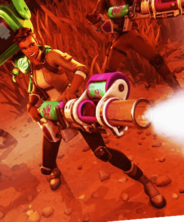 A imagem mostra uma cena de ação estilizada em um videogame com três personagens humanos e um pequeno robô avançando por um terreno de terra batida e pedregulhos cercado por vegetação em chamas. O cenário tem uma atmosfera de combate noturna e caótica, dominada por uma forte iluminação alaranjada e avermelhada vinda do fogo que consome as folhagens altas ao redor.